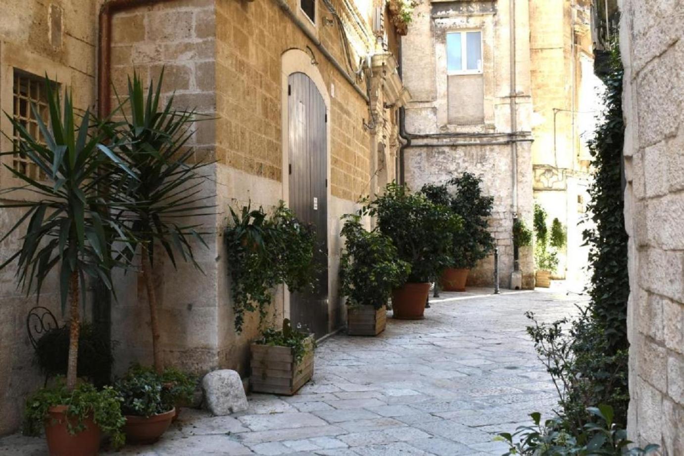 バーリ La Follia Dell'Architettoヴィラ エクステリア 写真